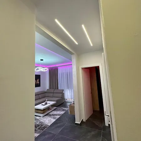 Cozy Golem (Tirana)